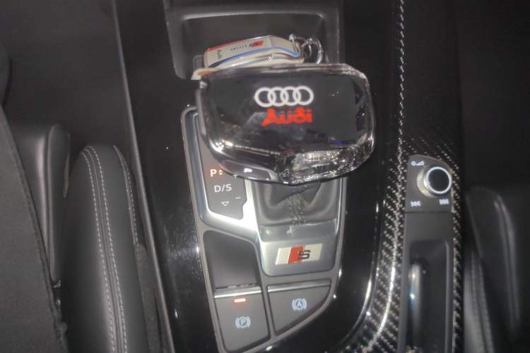 Used Audi A5 2022 Coupe 40 TFSI Fashion Dynamic Model Gear Lever