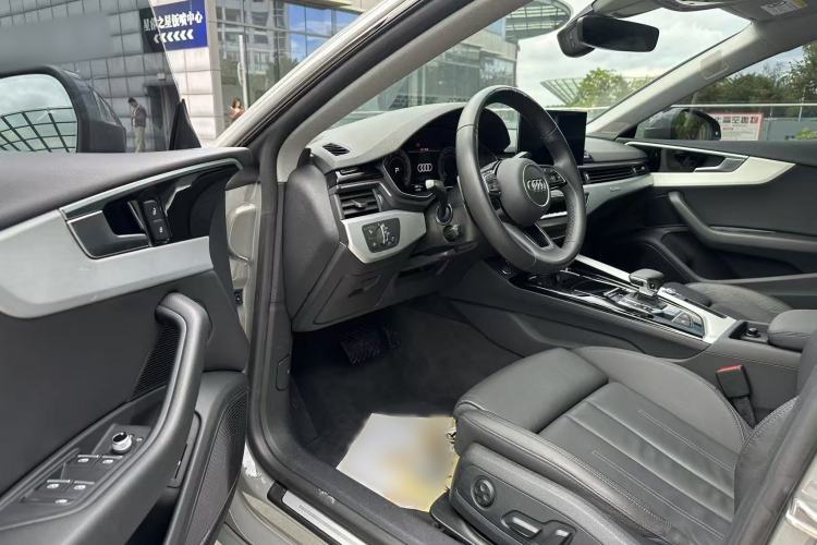 Used Audi A5 2022 Sportback 40 TFSI quattro Luxury Dynamic Model Interior 1