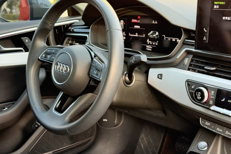 Used Audi A5 2022 Sportback 40 TFSI quattro Luxury Dynamic Model Interior 1