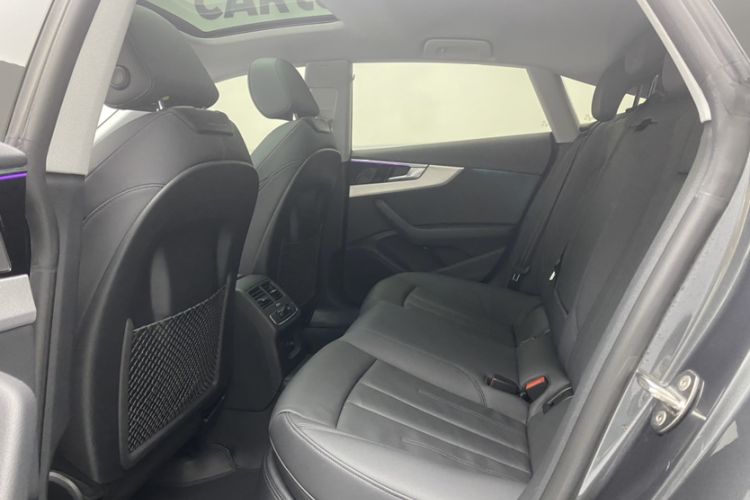 Used Audi A5 2022 Sportback 40 TFSI Fashionable and Dynamic Model Interior 3
