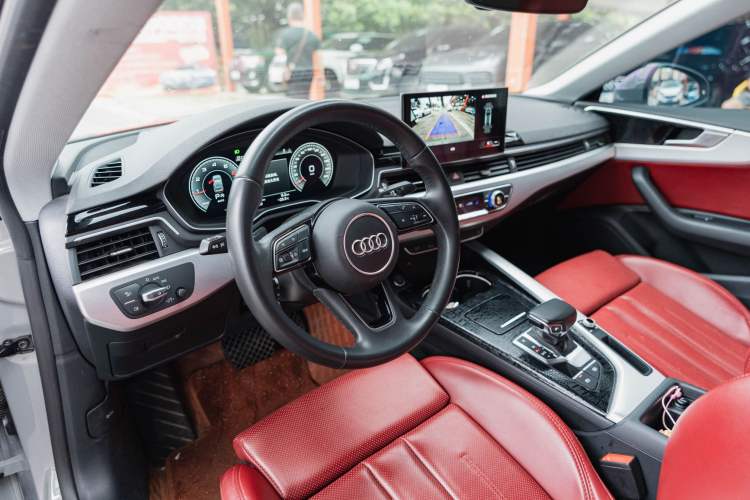 Used Audi A5 2022 Sportback 40 TFSI Fashionable and Dynamic Model Interior 4