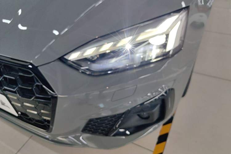 Used Audi A5 2022 Sportback 40 TFSI Stylish and Elegant Model Left Front Headlight