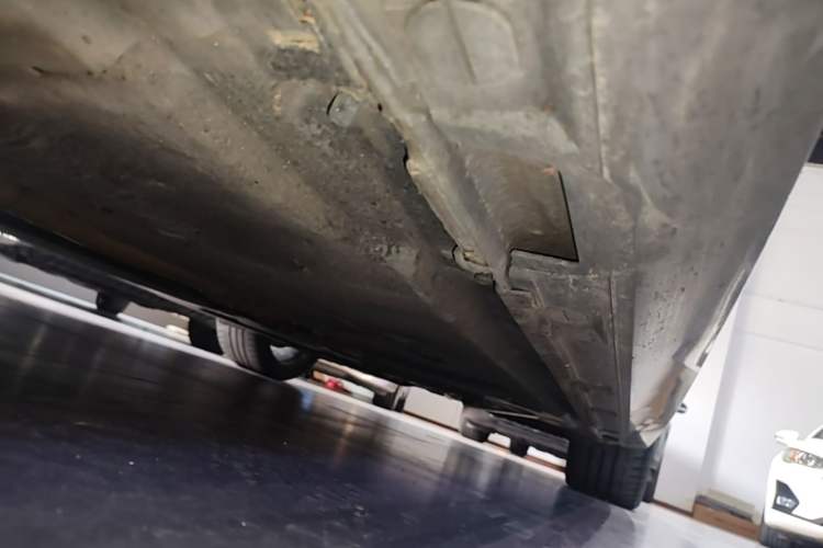 Used Audi A5 2022 Sportback 40 TFSI quattro Luxury Dynamic Model Left Side Sill