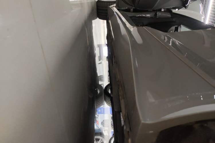 Used Audi A5 2022 Cabriolet 40 TFSI Fashion Dynamic Model Left Side Sill