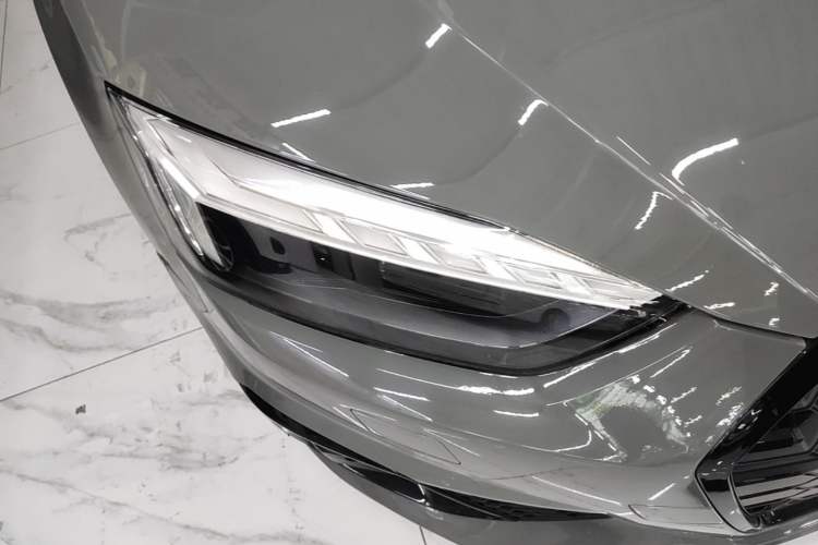 Used Audi A5 2022 Sportback 40 TFSI Stylish and Elegant Model Right Front Headlight