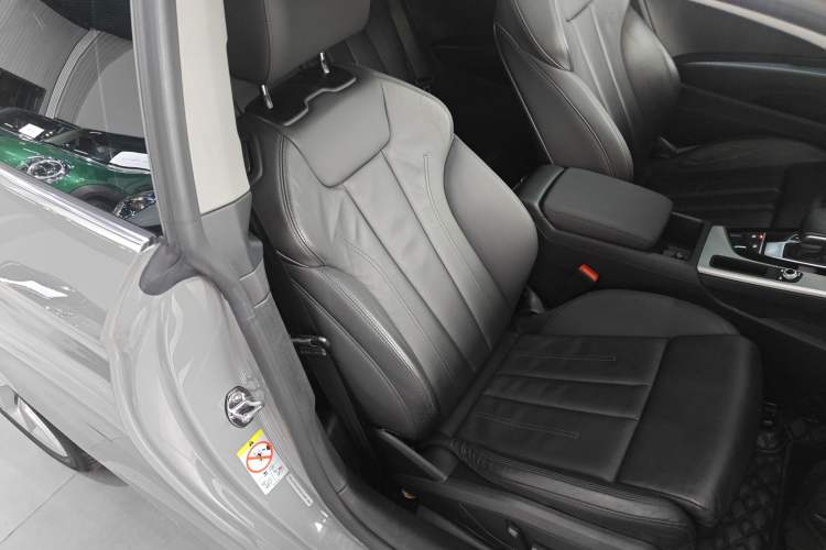 Used Audi A5 2022 Coupe 40 TFSI Fashion Dynamic Model Right Front Seat