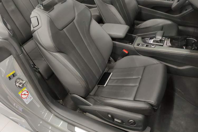 Used Audi A5 2022 Cabriolet 40 TFSI Fashion Dynamic Model Right Front Seat