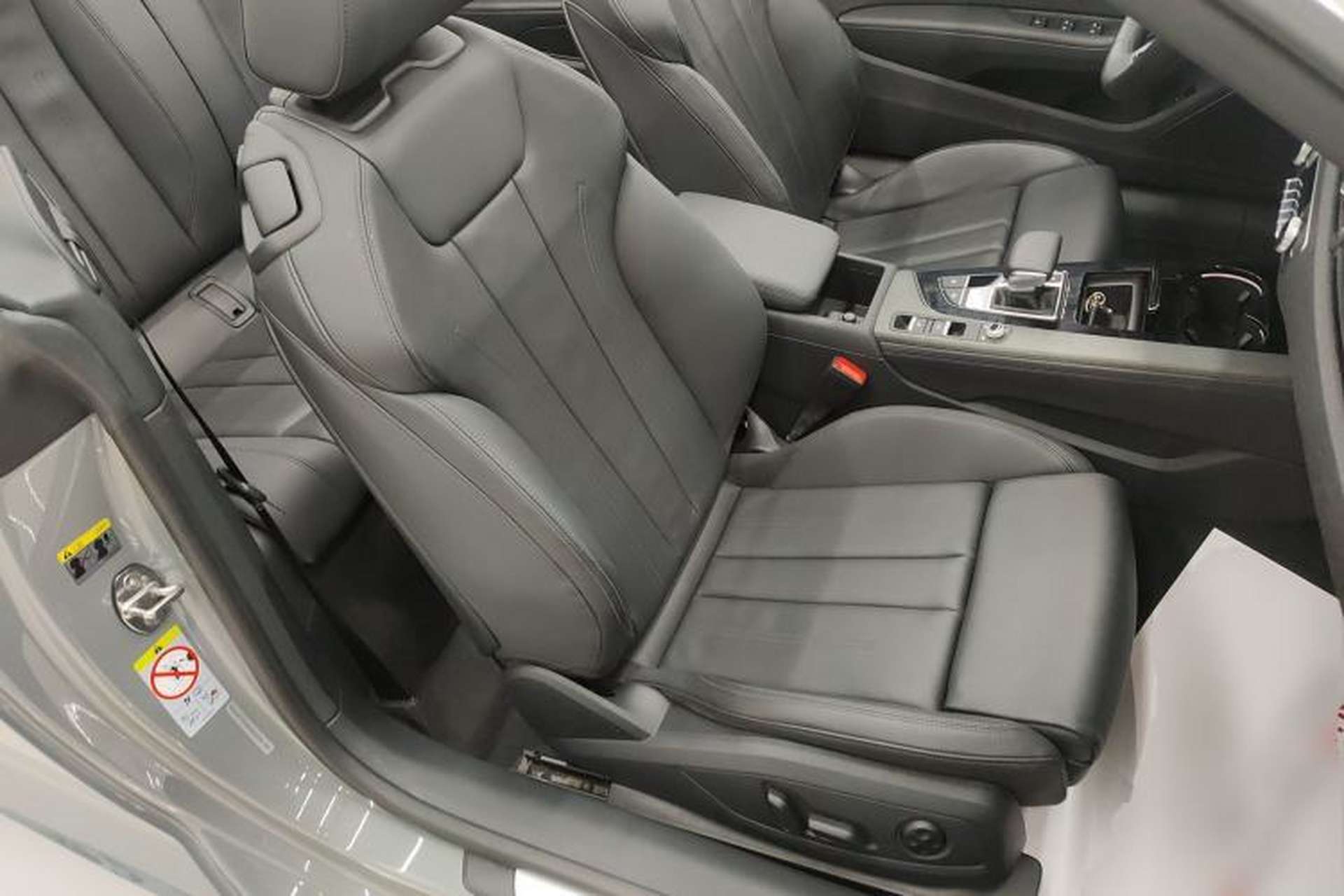 Used Audi A5 2022 Cabriolet 40 TFSI Fashion Dynamic Model Right Front Seat