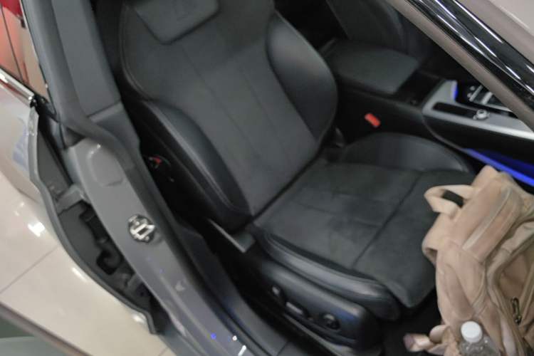 Used Audi A5 2022 Sportback 40 TFSI Stylish and Elegant Model Right Front Seat