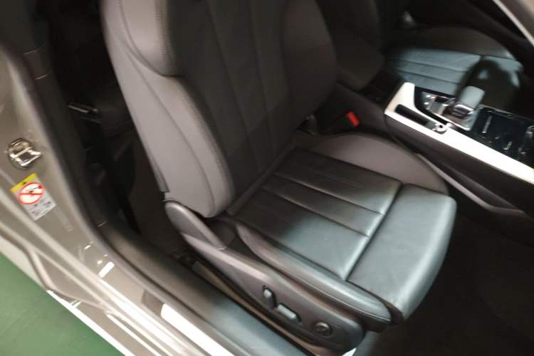 Used Audi A5 2022 Coupe 40 TFSI Fashion Dynamic Model Right Front Seat