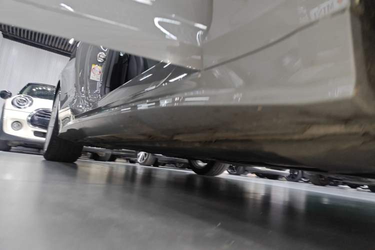 Used Audi A5 2022 Coupe 40 TFSI Fashion Dynamic Model Right Side Sill