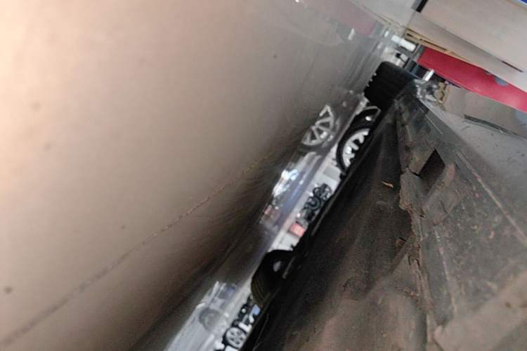 Used Audi A5 2022 Sportback 40 TFSI Stylish and Elegant Model Right Side Sill