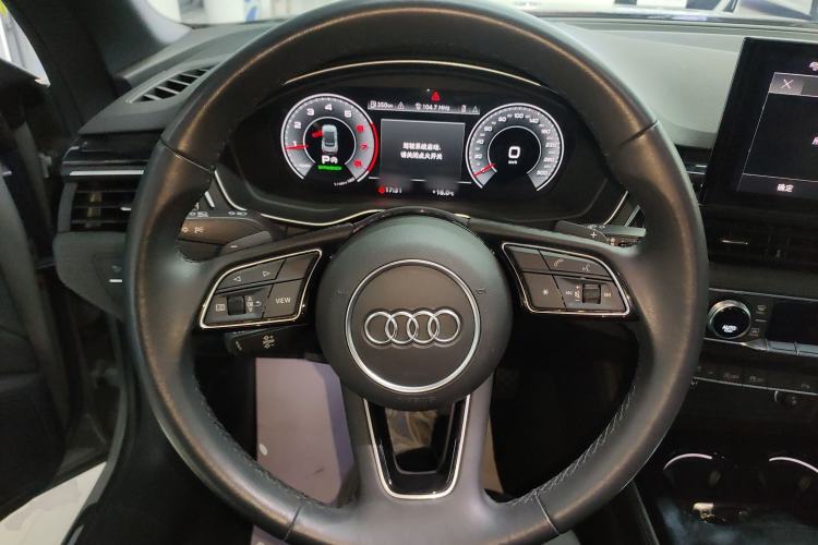 Used Audi A5 2022 Cabriolet 40 TFSI Fashion Dynamic Model Steering Wheel