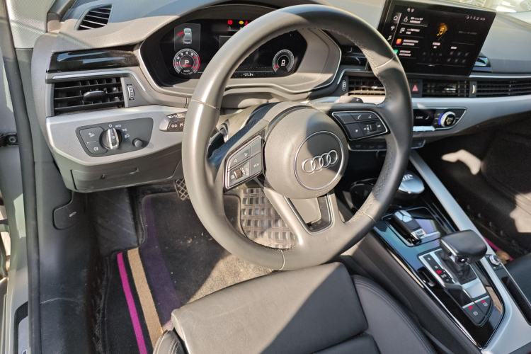 Used Audi A5 2022 Coupe 40 TFSI Fashion Dynamic Model Steering Wheel