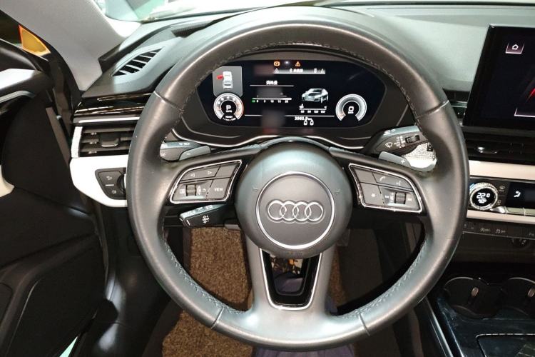Used Audi A5 2022 Coupe 40 TFSI Fashion Dynamic Model Steering Wheel