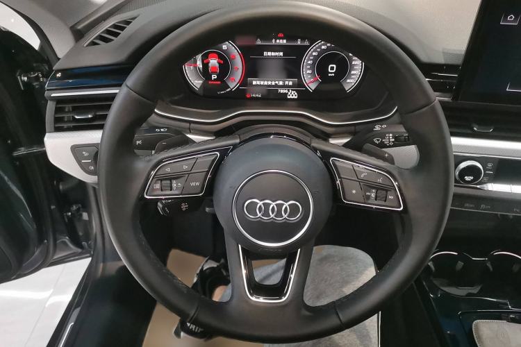 Used Audi A5 2022 Sportback 40 TFSI Fashionable and Dynamic Model Steering Wheel
