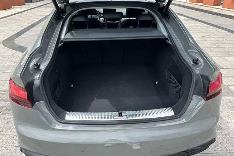 Used Audi A5 2022 Sportback 40 TFSI quattro Luxury Dynamic Model Trunk
