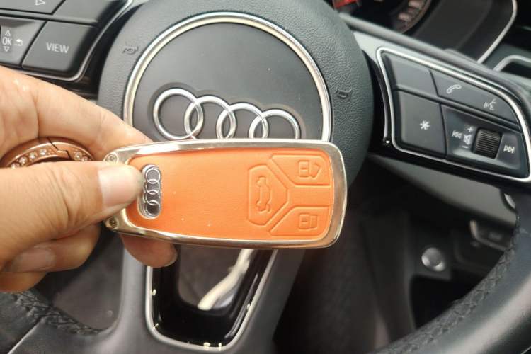 Used Audi A5 2022 Sportback 40 TFSI Fashionable and Dynamic Model Vehicle Key
