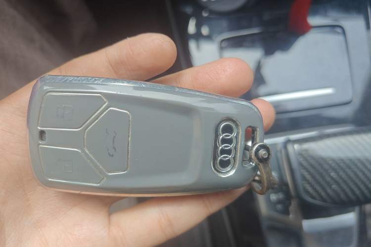 Used Audi A5 2022 Sportback 40 TFSI Fashionable and Dynamic Model Vehicle Key