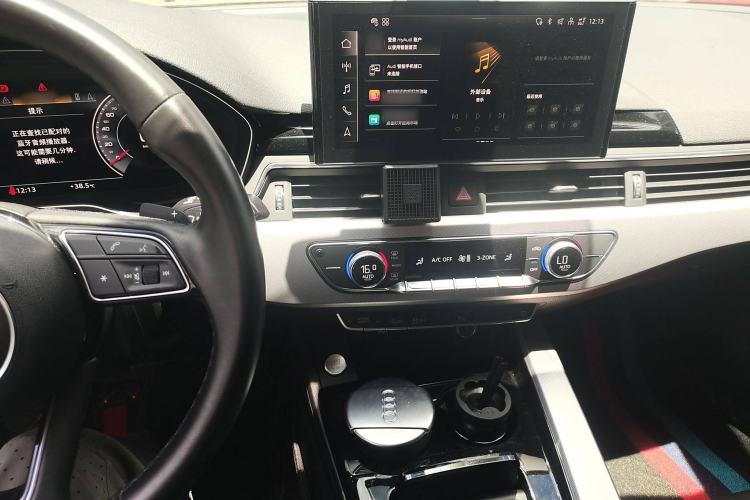 Used Audi A5 2022 Coupe 40 TFSI Fashion Dynamic Model Audio And AC Panel
