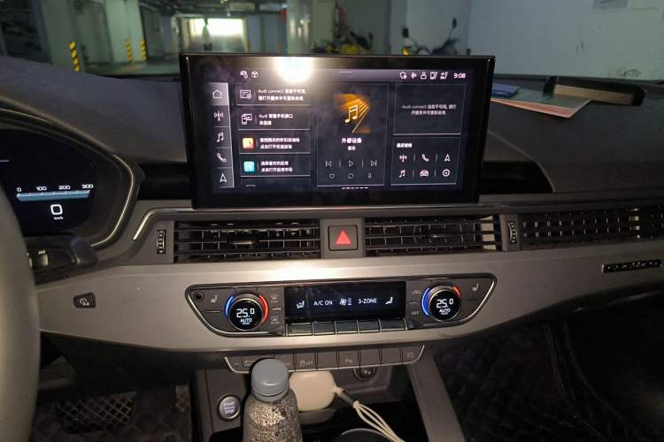 Used Audi A5 2022 Sportback 40 TFSI quattro Luxury Dynamic Model Audio And AC Panel