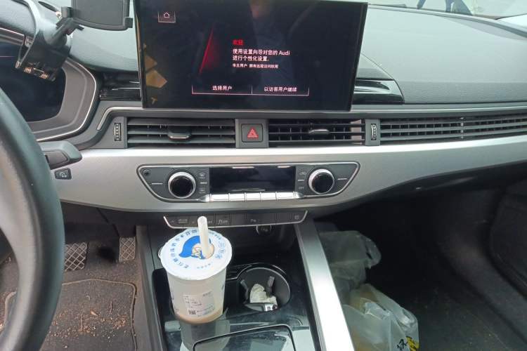 Used Audi A5 2022 Sportback 40 TFSI Fashionable and Dynamic Model Audio And AC Panel