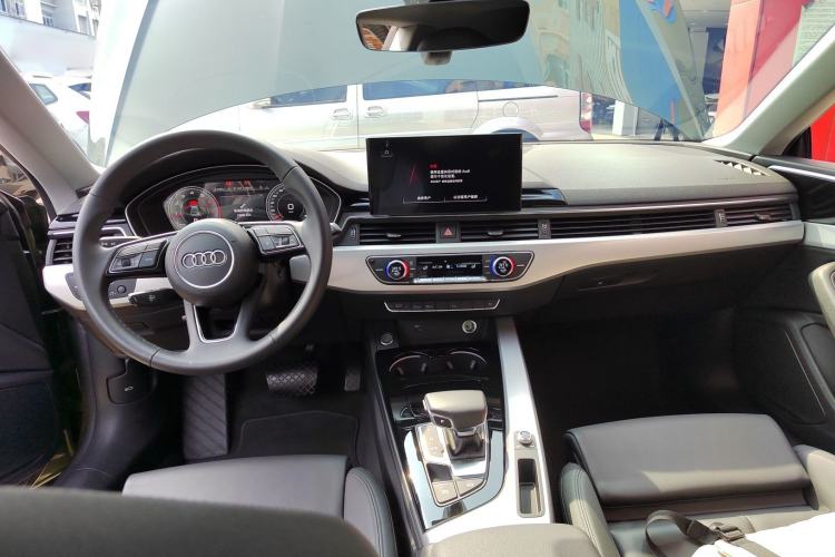 Used Audi A5 2022 Coupe 40 TFSI Fashion Dynamic Model Center Console