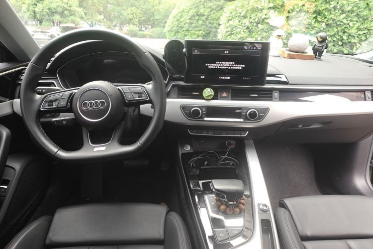 Used Audi A5 2022 Sportback 40 TFSI Fashionable and Dynamic Model Center Console