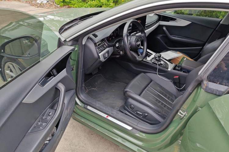 Used Audi A5 2022 Sportback 40 TFSI Fashionable and Dynamic Model Driver Seat