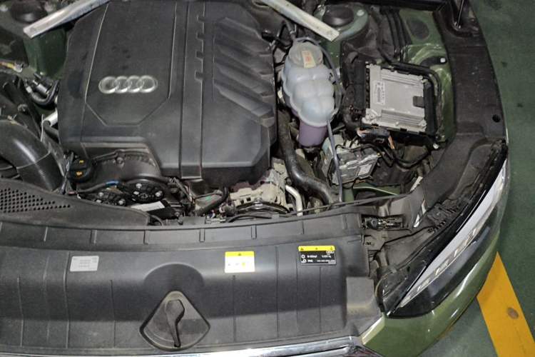 Used Audi A5 2022 Sportback 40 TFSI Fashionable and Dynamic Model Engine Bay Left