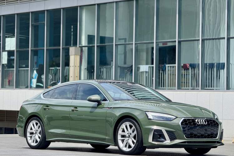 Used Audi A5 2022 Sportback 40 TFSI Stylish and Elegant Model Exterior 4