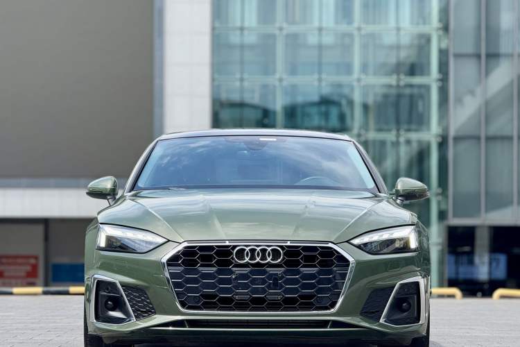 Used Audi A5 2022 Sportback 40 TFSI Stylish and Elegant Model Exterior 6