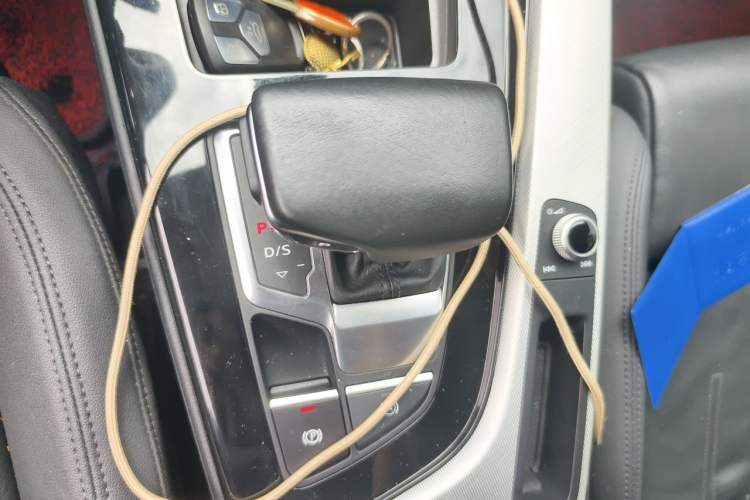 Used Audi A5 2022 Sportback 40 TFSI Fashionable and Dynamic Model Gear Lever
