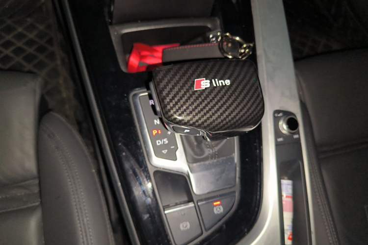 Used Audi A5 2022 Sportback 40 TFSI quattro Luxury Dynamic Model Gear Lever