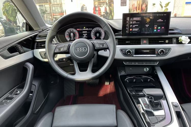 Used Audi A5 2022 Sportback 40 TFSI quattro Luxury Dynamic Model Interior 3
