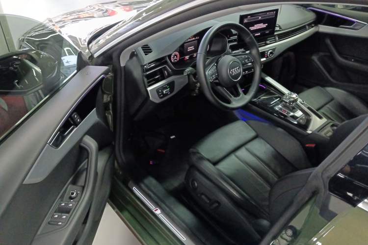 Used Audi A5 2022 Sportback 40 TFSI Stylish and Elegant Model Interior 3