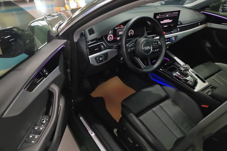 Used Audi A5 2022 Sportback 40 TFSI Stylish and Elegant Model Interior 3