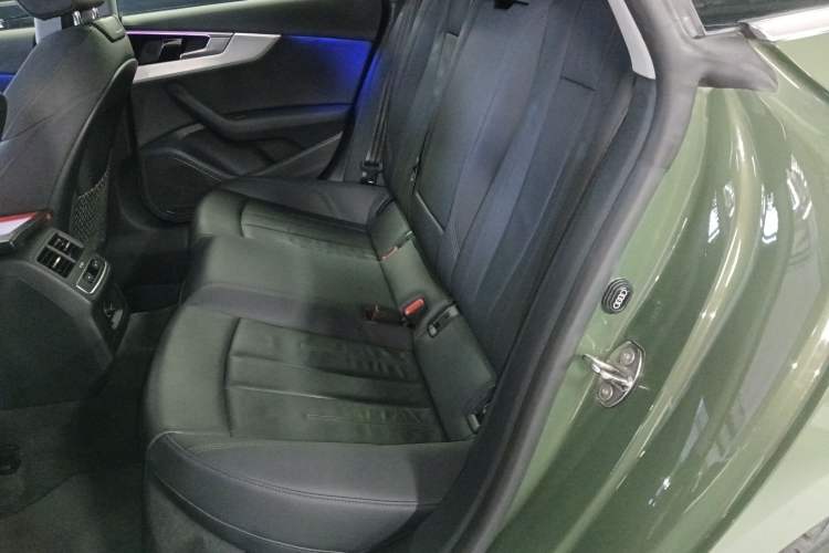 Used Audi A5 2022 Sportback 40 TFSI Stylish and Elegant Model Interior 4