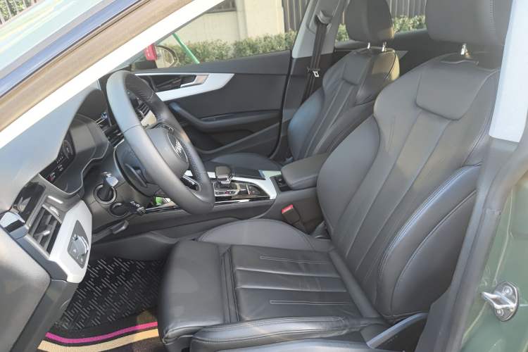 Used Audi A5 2022 Sportback 40 TFSI quattro Luxury Dynamic Model Left Front Seat