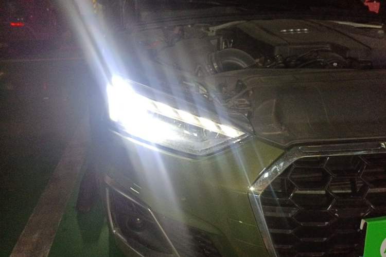 Used Audi A5 2022 Sportback 40 TFSI Stylish and Elegant Model Right Front Headlight