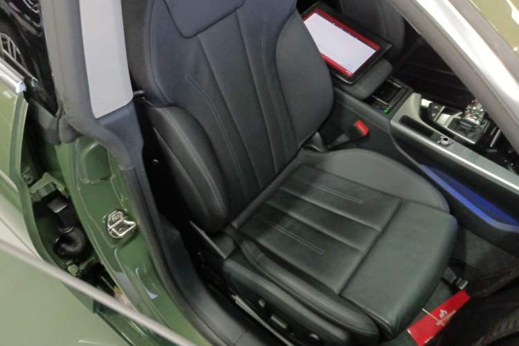 Used Audi A5 2022 Sportback 40 TFSI Stylish and Elegant Model Right Front Seat