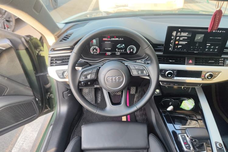 Used Audi A5 2022 Sportback 40 TFSI quattro Luxury Dynamic Model Steering Wheel