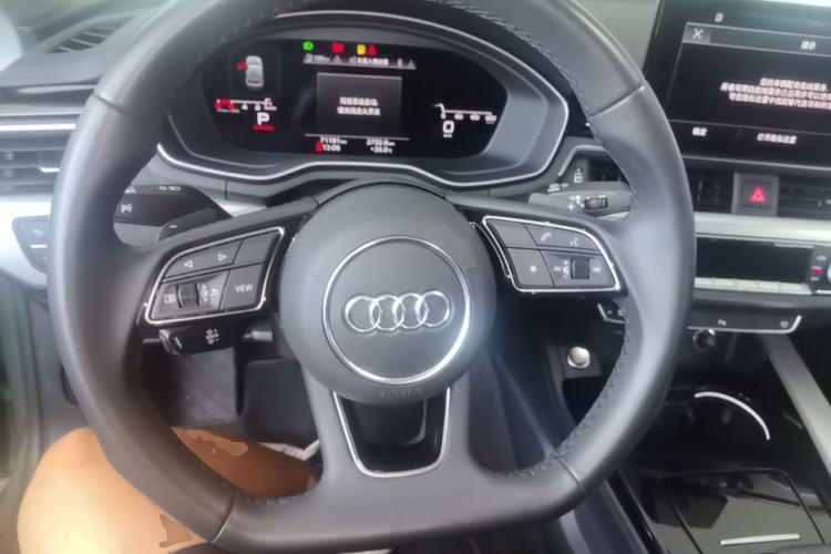 Used Audi A5 2022 Sportback 40 TFSI Fashionable and Dynamic Model Steering Wheel
