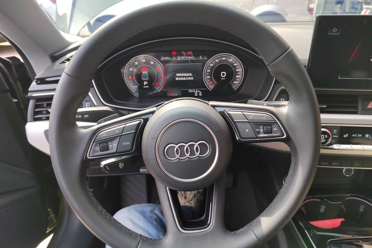 Used Audi A5 2022 Coupe 40 TFSI Fashion Dynamic Model Steering Wheel