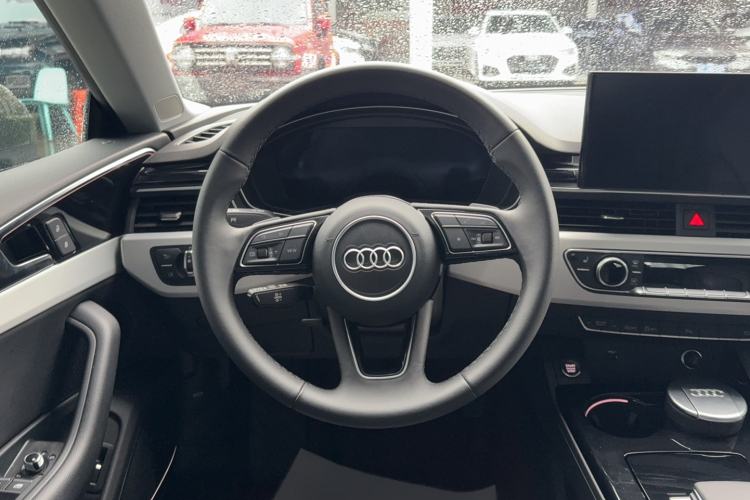 Used Audi A5 2022 Sportback 40 TFSI quattro Luxury Dynamic Model Steering Wheel