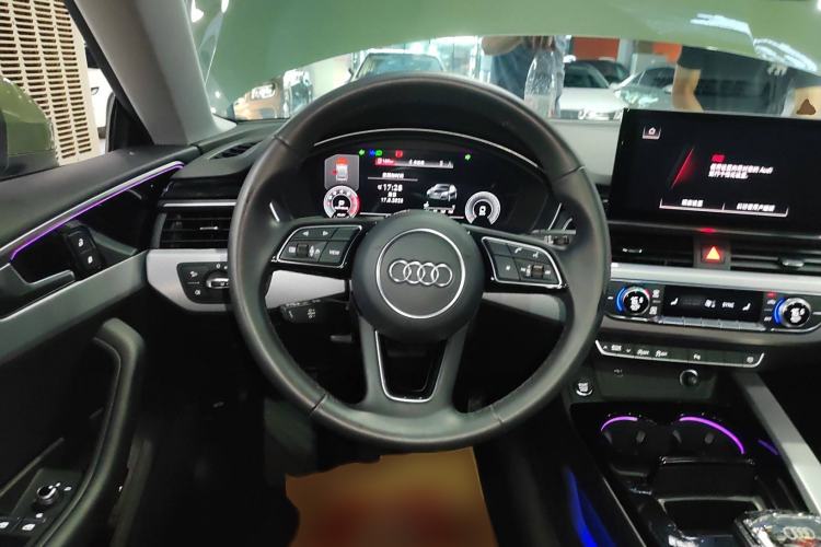 Used Audi A5 2022 Sportback 40 TFSI Stylish and Elegant Model Steering Wheel