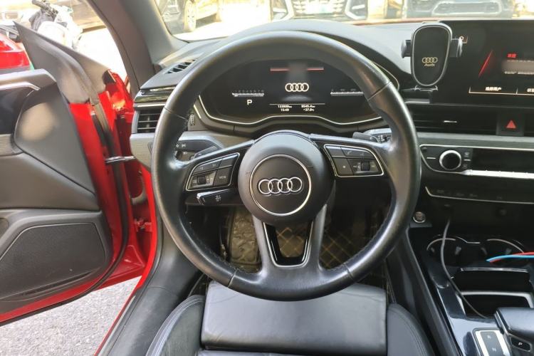 Used Audi A5 2022 Cabriolet 40 TFSI Fashion Dynamic Model Steering Wheel