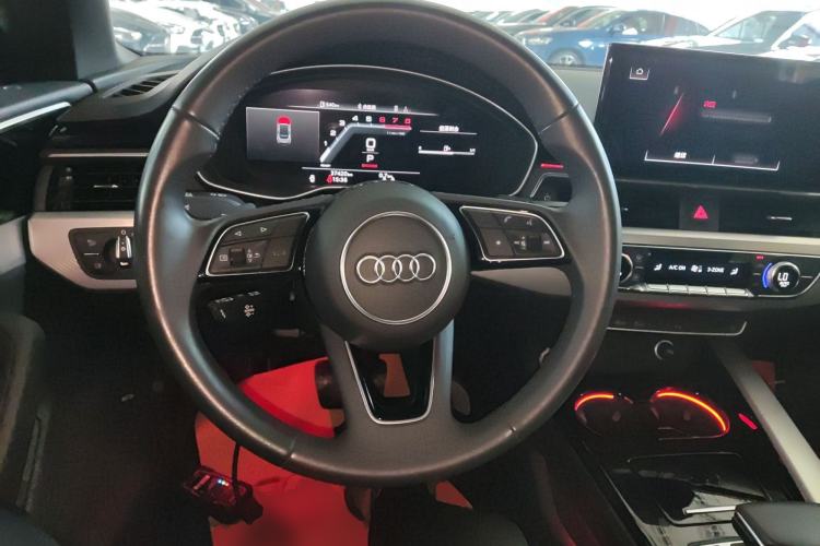 Used Audi A5 2022 Cabriolet 40 TFSI Fashion Dynamic Model Steering Wheel