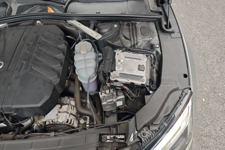 Used Audi A5 2022 Sportback 40 TFSI Fashionable and Dynamic Model Engine Bay Left