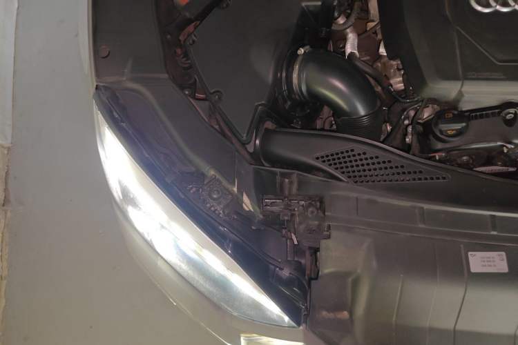 Used Audi A5 2022 Sportback 40 TFSI quattro Luxury Dynamic Model Engine Bay Right